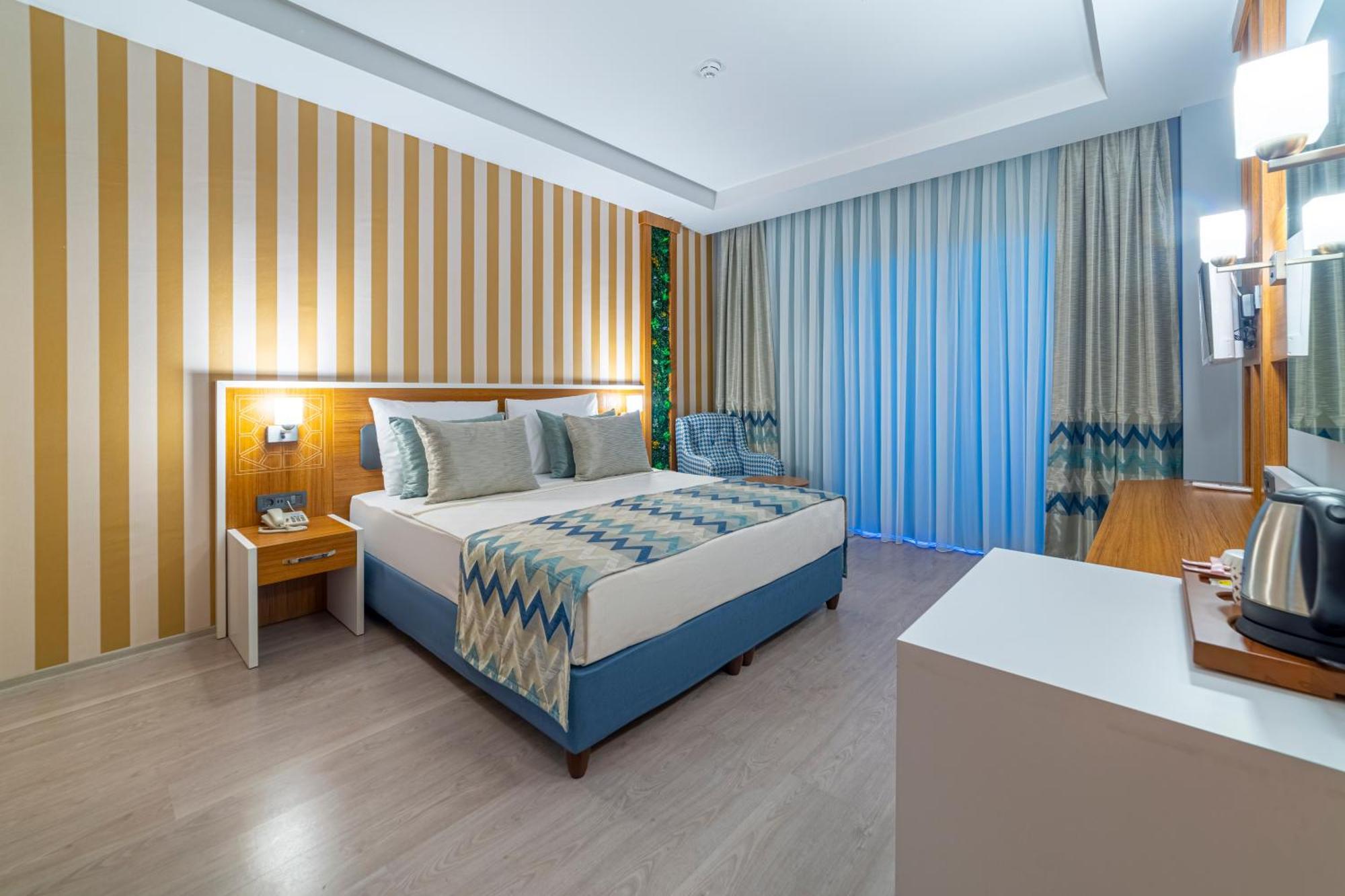 Lonicera Premium (Adults Only) Avsallar Buitenkant foto